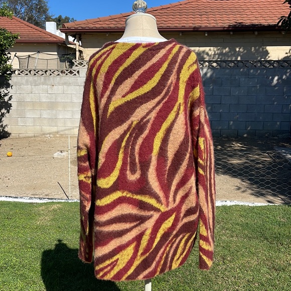 Free People Oversized Sweater - Picture 3 of 6